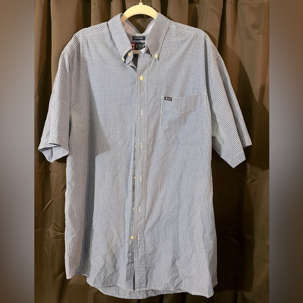 Men’s Chaps Shirt, Size XLT, blue &white small checked, very nice